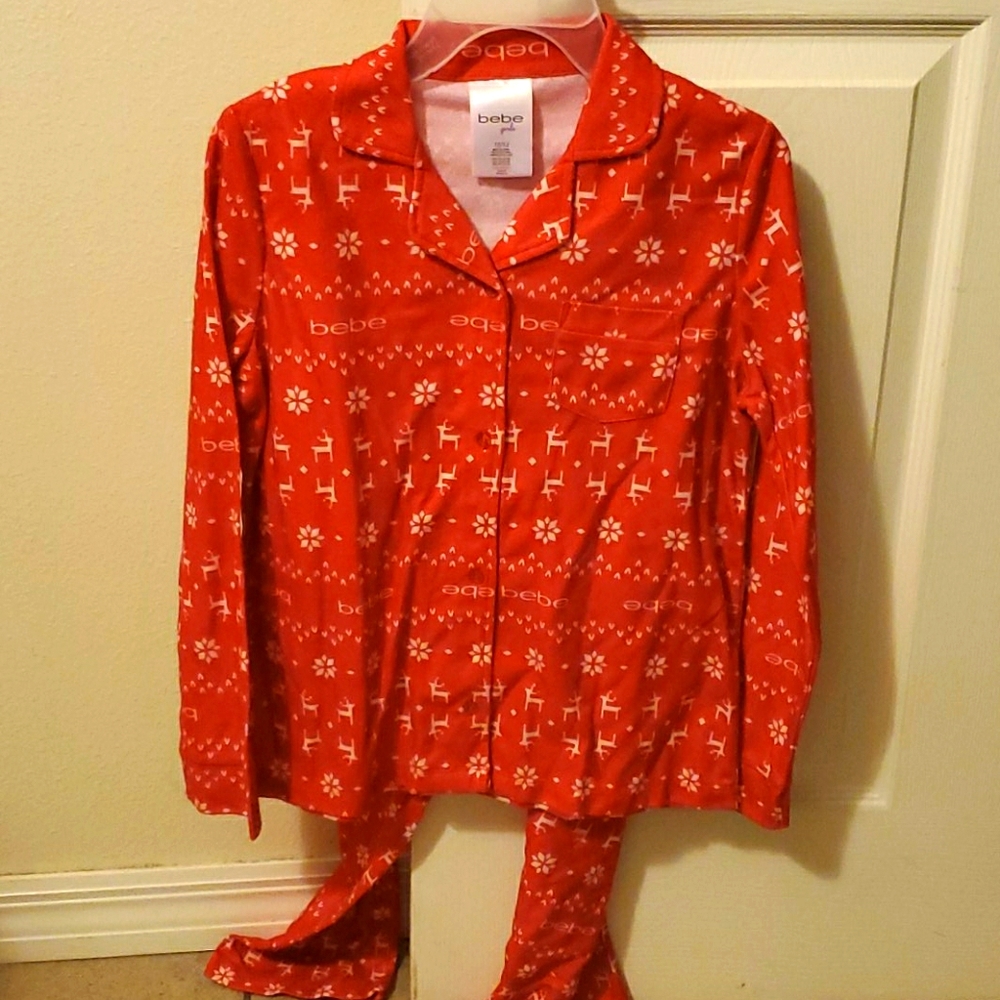 Bebe Children Sleepwear sizes 10/12. It's a great